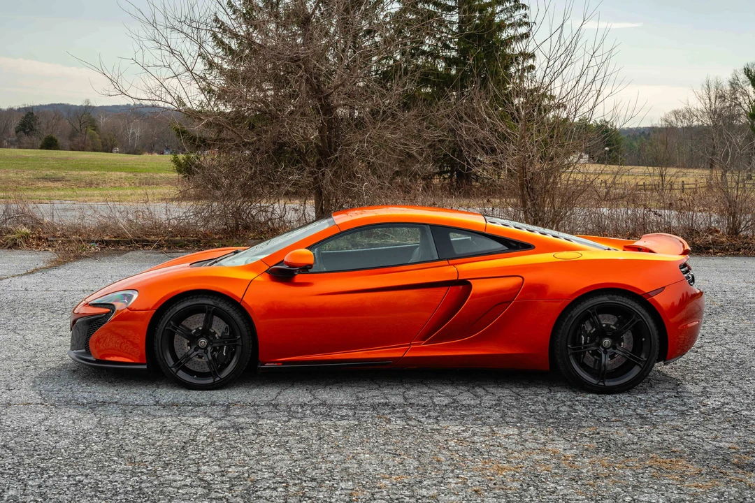 2015 McLaren 650S Coupe - Image 20 of 31