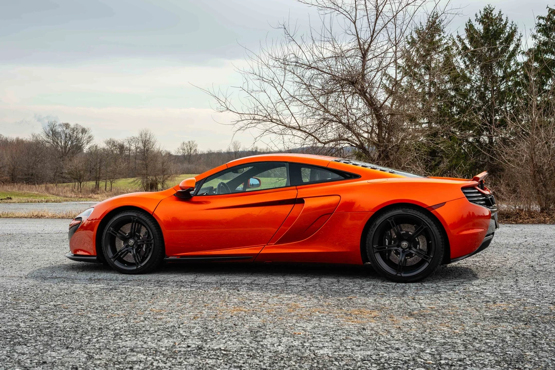 2015 McLaren 650S Coupe - Image 23 of 31