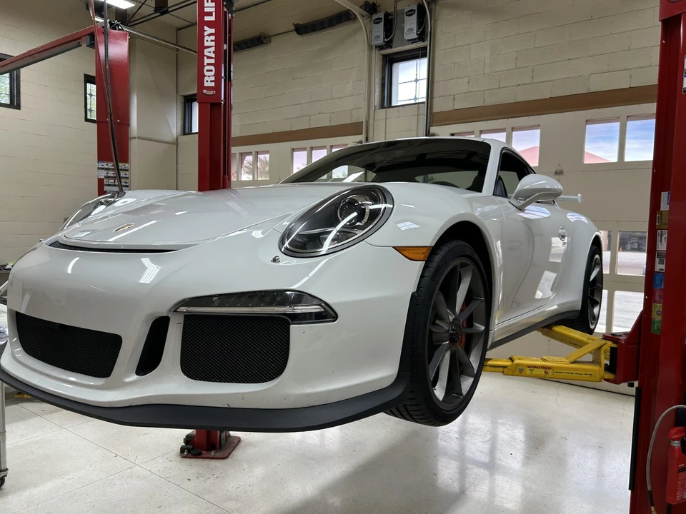 2015 Porsche 991 GT3 - Image 24 of 31