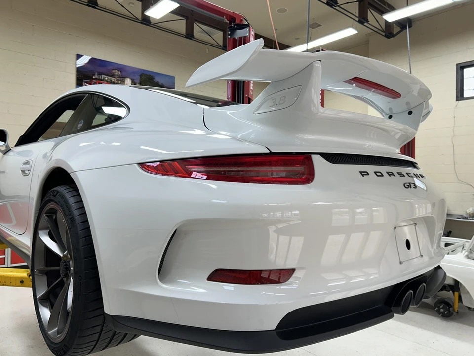 2015 Porsche 991 GT3 - Image 30 of 31