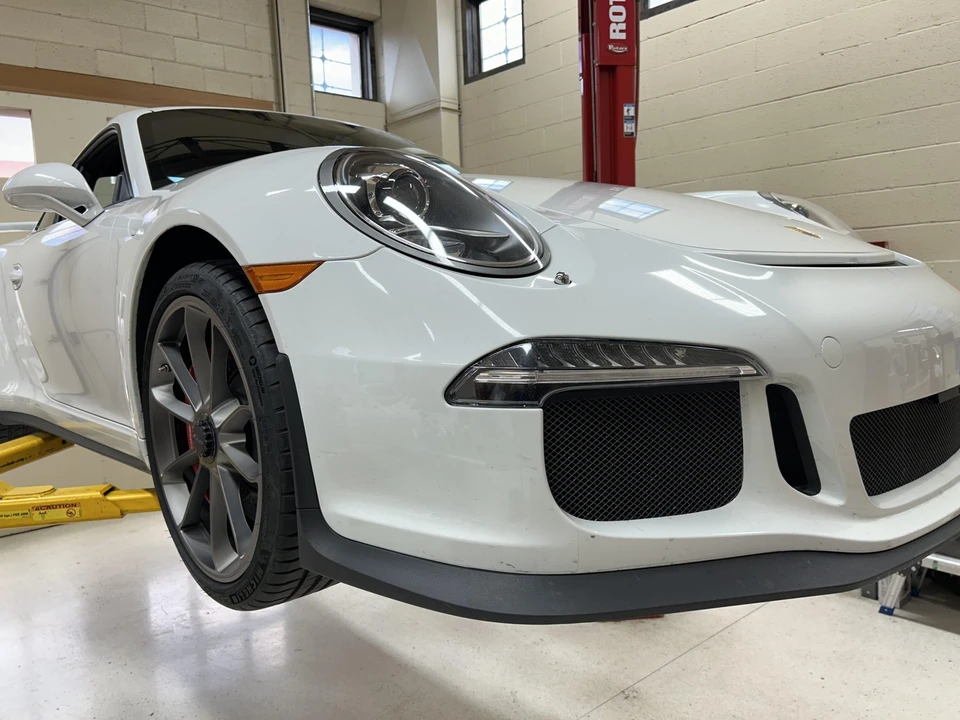 2015 Porsche 991 GT3 - Image 23 of 31