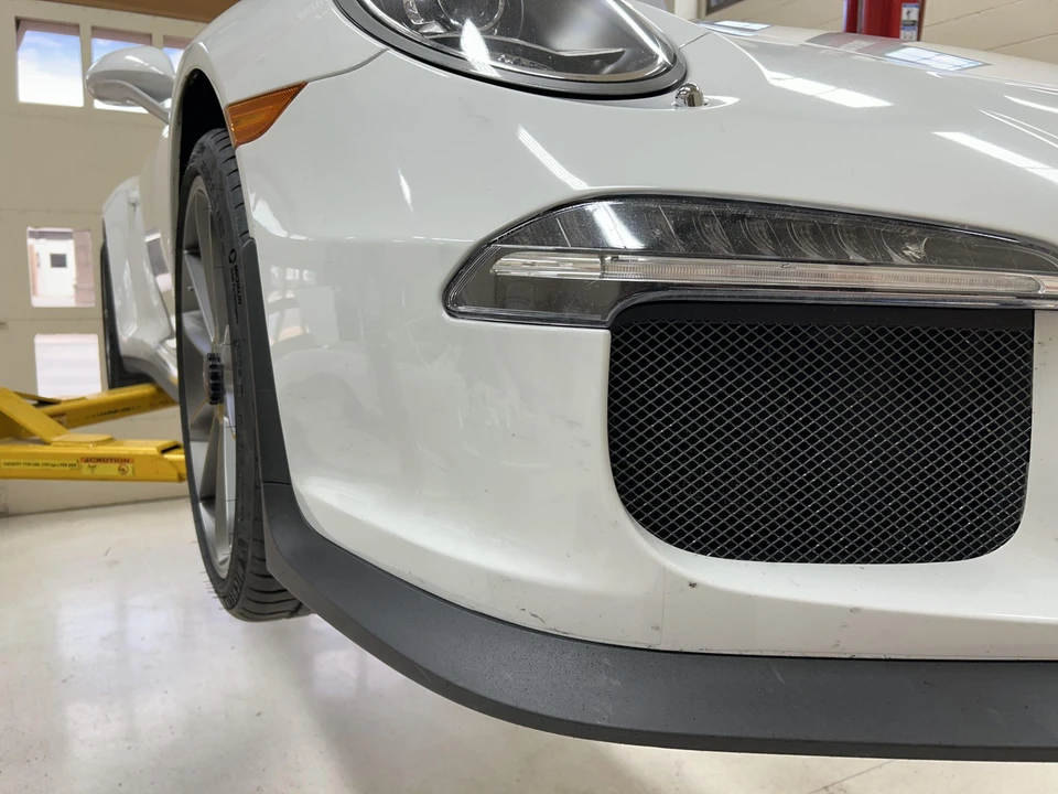 2015 Porsche 991 GT3 - Image 25 of 31