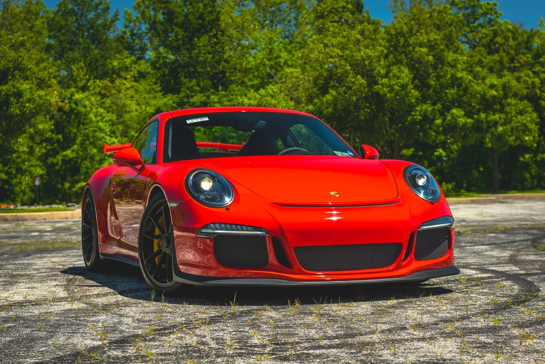 2015 Porsche 991 GT3 - Image 26 of 31