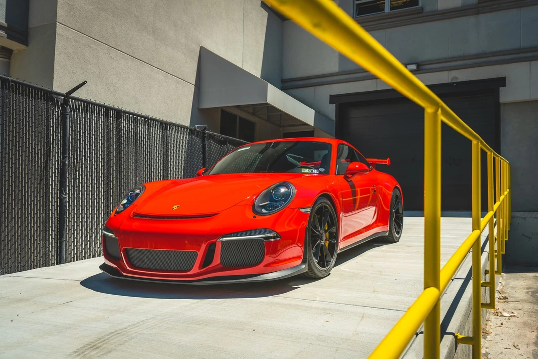 2015 Porsche 991 GT3 - Image 18 of 31