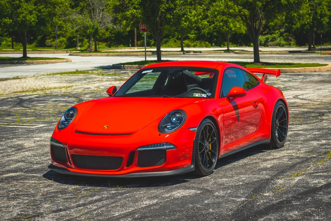 2015 Porsche 991 GT3 - Image 19 of 31
