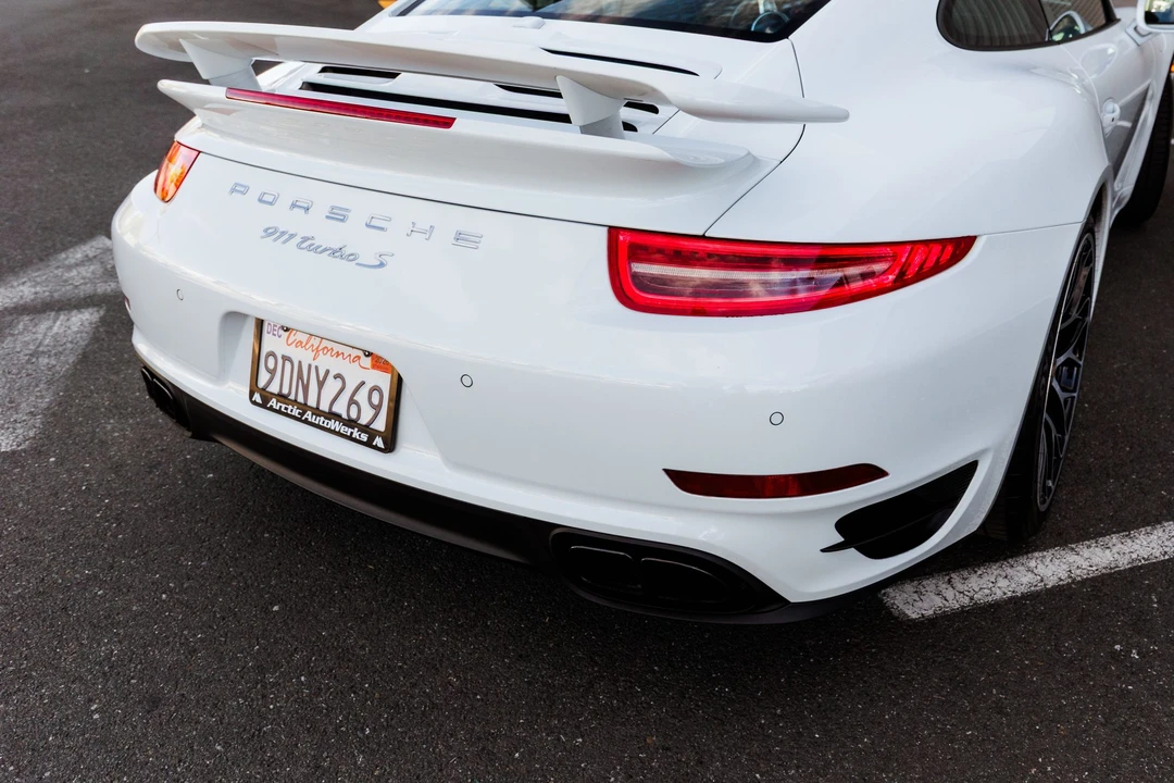 2015 Porsche 991 Turbo S - Image 26 of 31