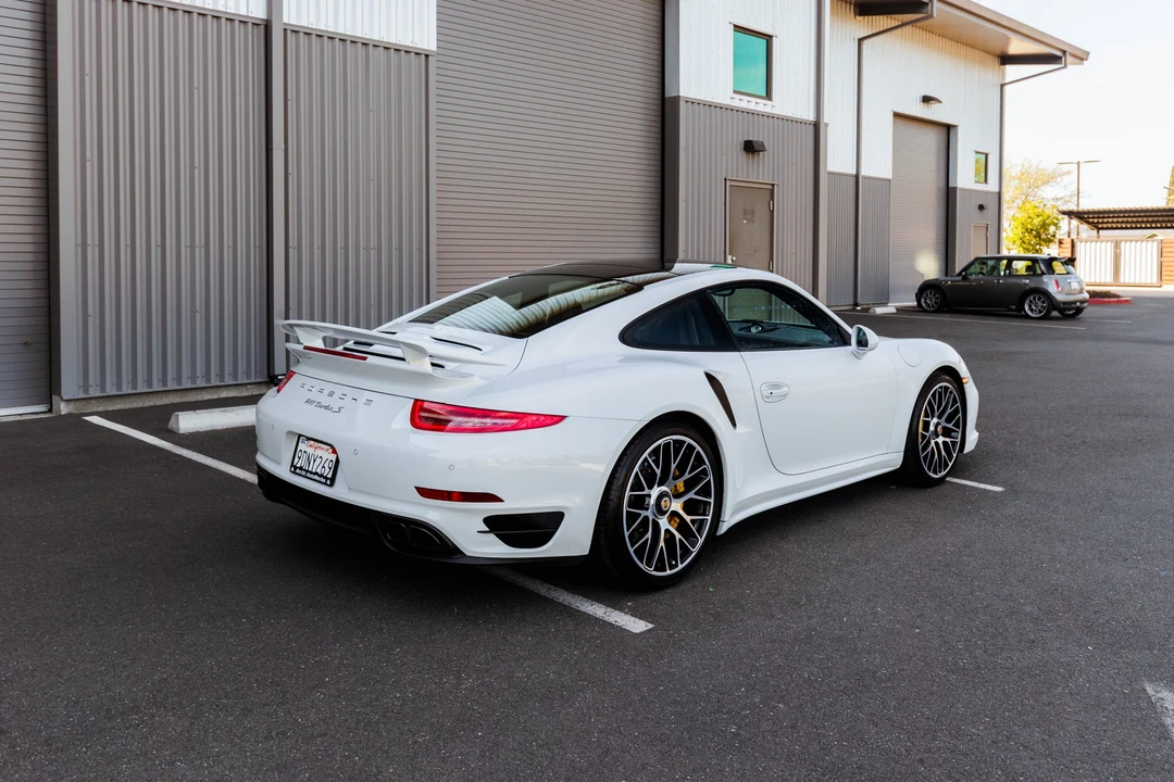 2015 Porsche 991 Turbo S - Image 9 of 31