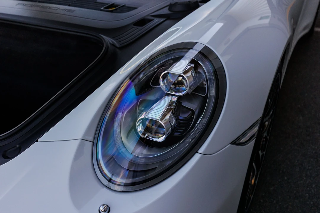 2015 Porsche 991 Turbo S - Image 18 of 31