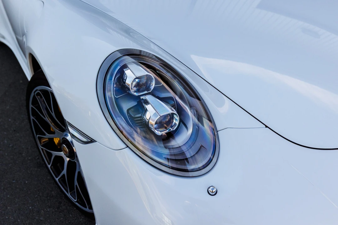 2015 Porsche 991 Turbo S - Image 17 of 31