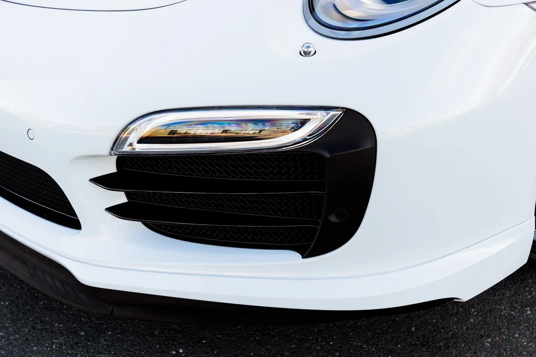 2015 Porsche 991 Turbo S - Image 24 of 31