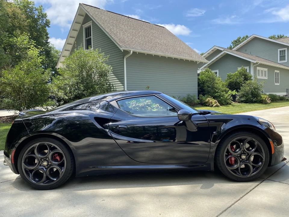 2016 Alfa Romeo 4C Coupe - Image 13 of 31