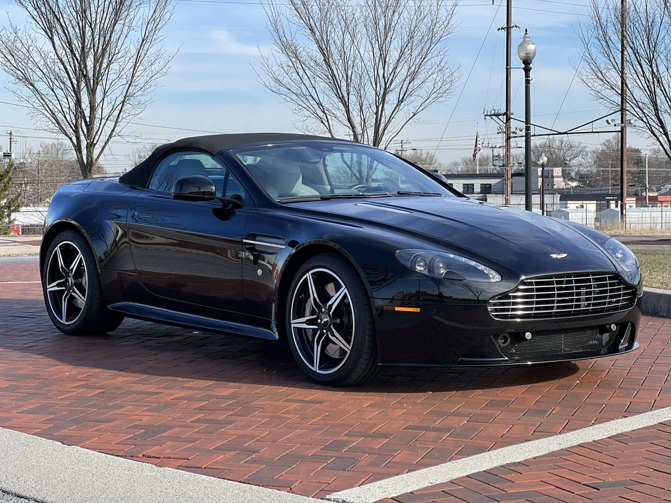 2016 Aston Martin V8 Vantage (2006-2017) - Image 20 of 31