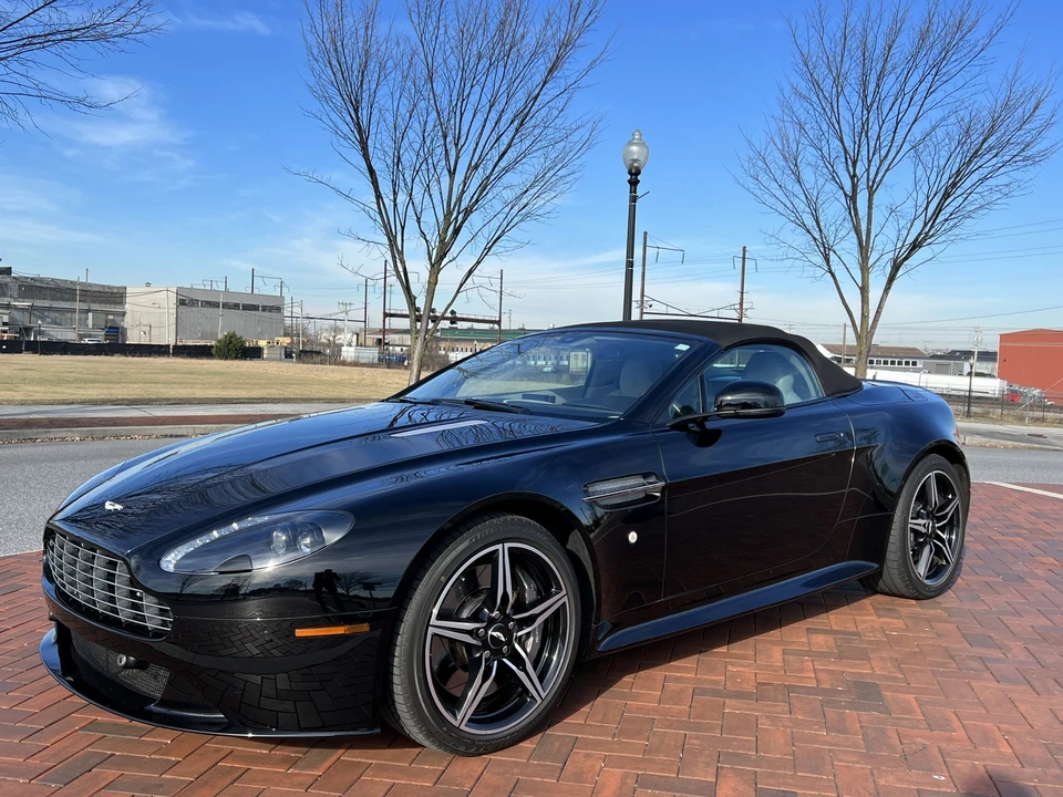 2016 Aston Martin V8 Vantage (2006-2017) - Image 13 of 31