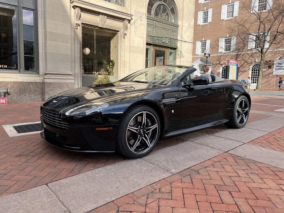 2016 Aston Martin V8 Vantage (2006-2017) - Image 4 of 31