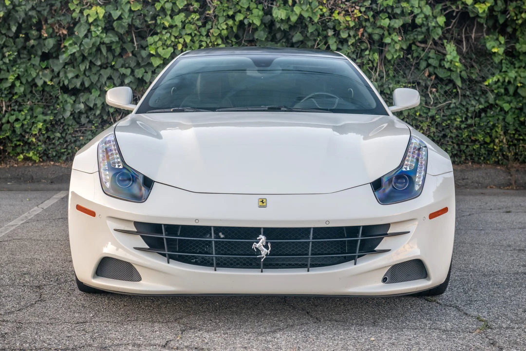 2016 Ferrari FF - Image 8 of 31