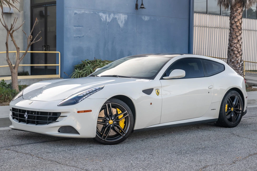 2016 Ferrari FF - Image 2 of 31