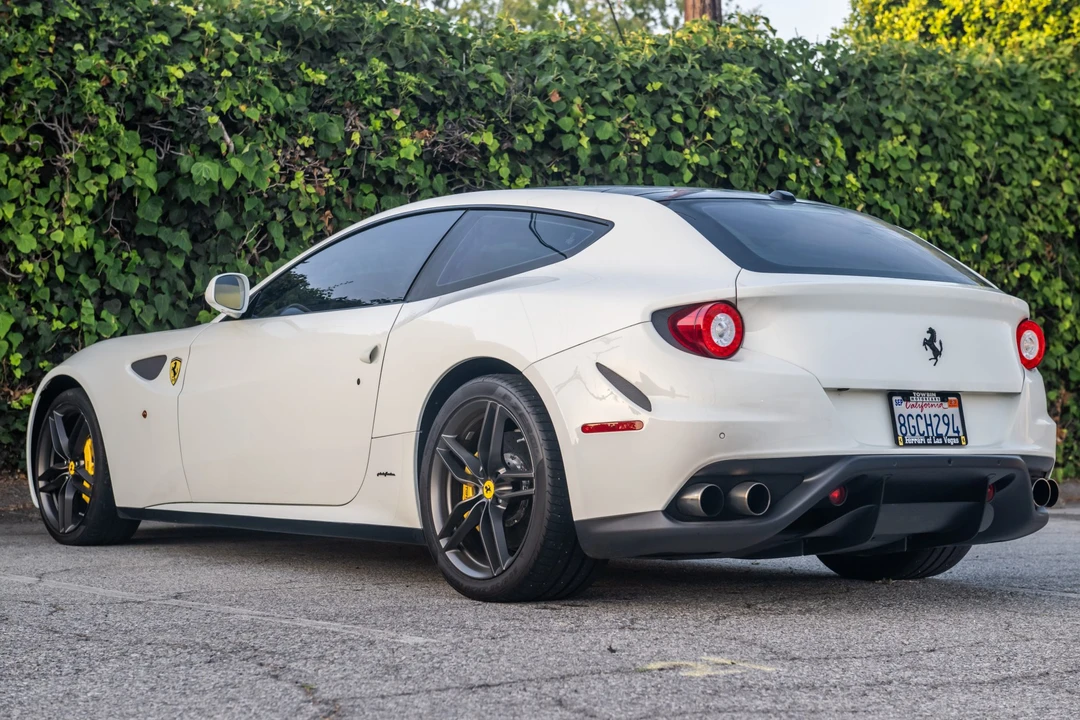 2016 Ferrari FF - Image 4 of 31