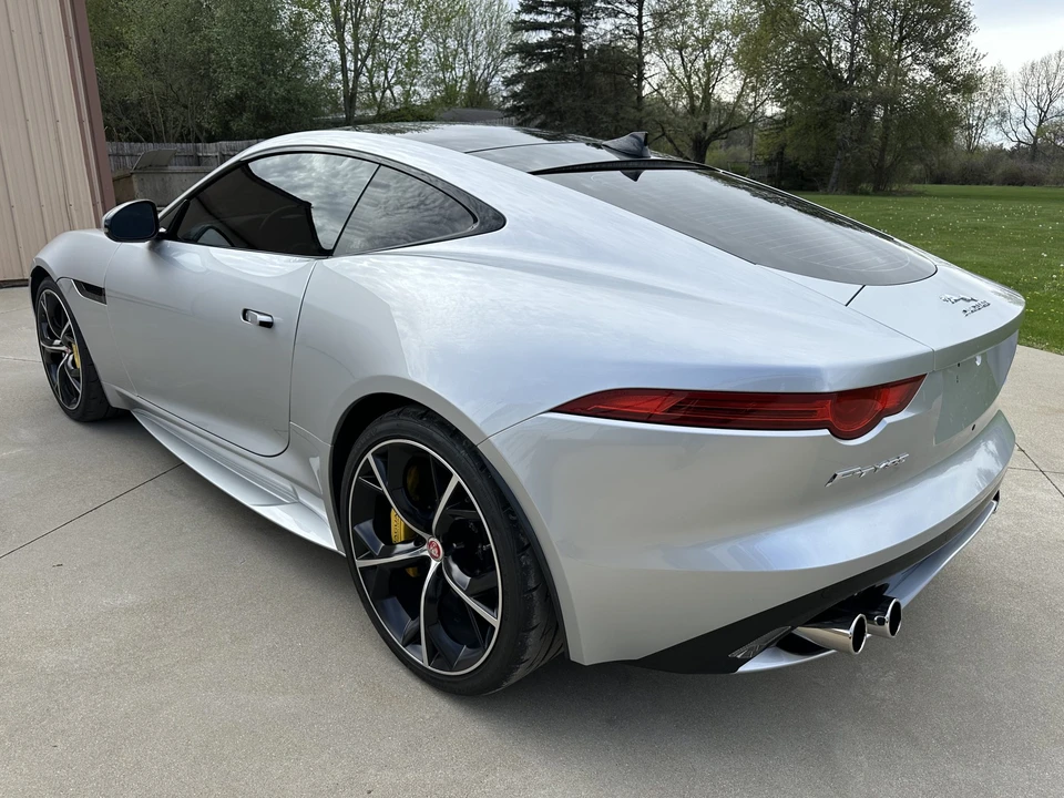 2016 Jaguar F-Type R 1st Gen - Image 11 of 31