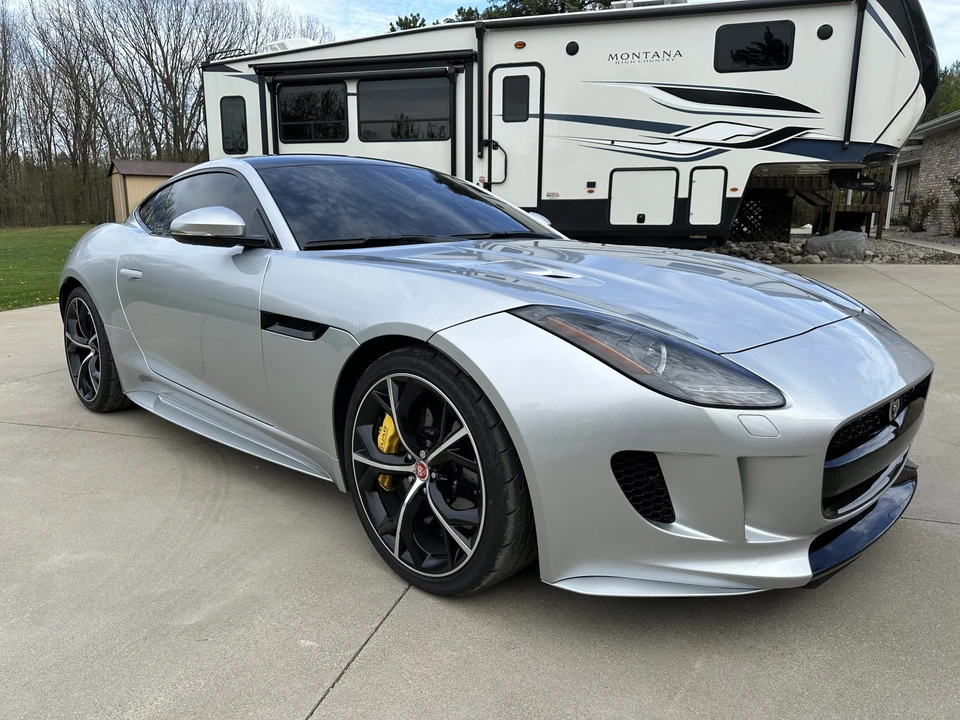 2016 Jaguar F-Type R 1st Gen - Image 4 of 31