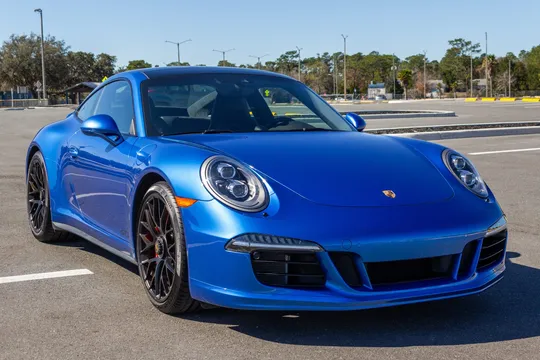 2016 Porsche 911 Carrera 4 GTS Coupe