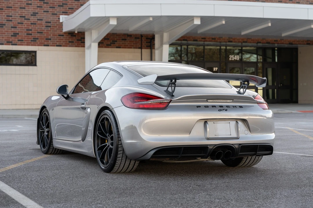 2016 Porsche 981 Cayman GT4 - Image 21 of 31
