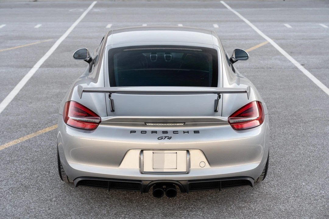 2016 Porsche 981 Cayman GT4 - Image 23 of 31