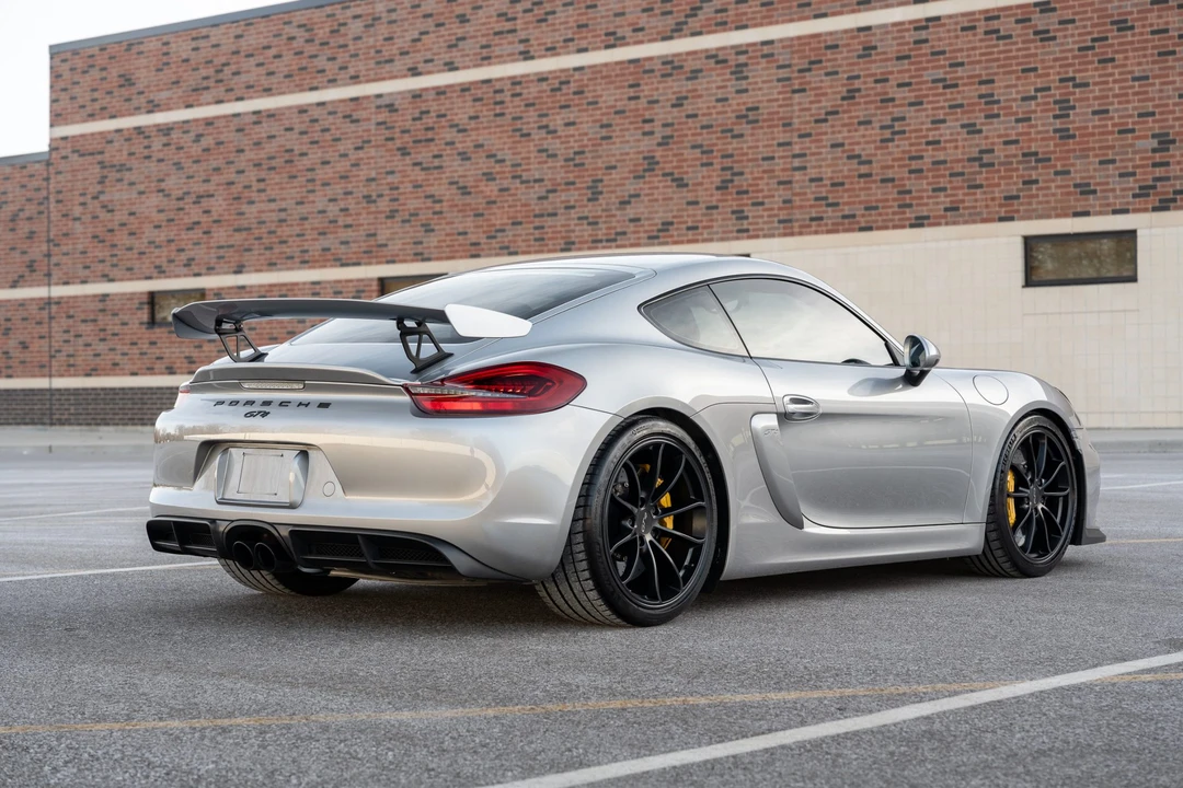 2016 Porsche 981 Cayman GT4 - Image 29 of 31