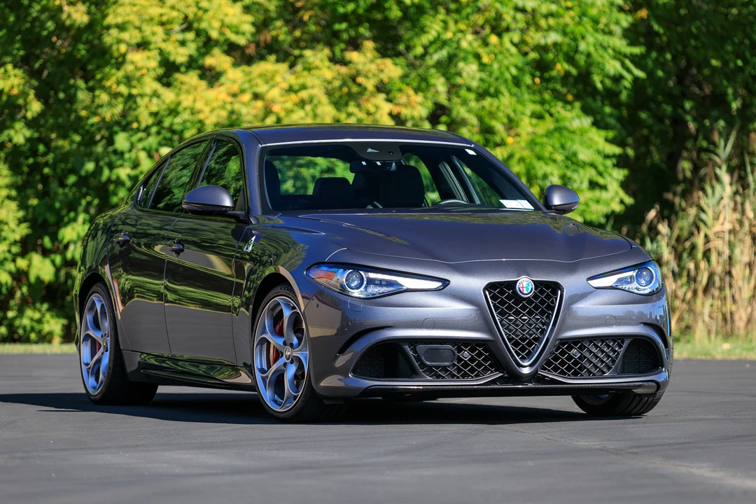 2017 Alfa Romeo Giulia Quadrifoglio - Image 7 of 31