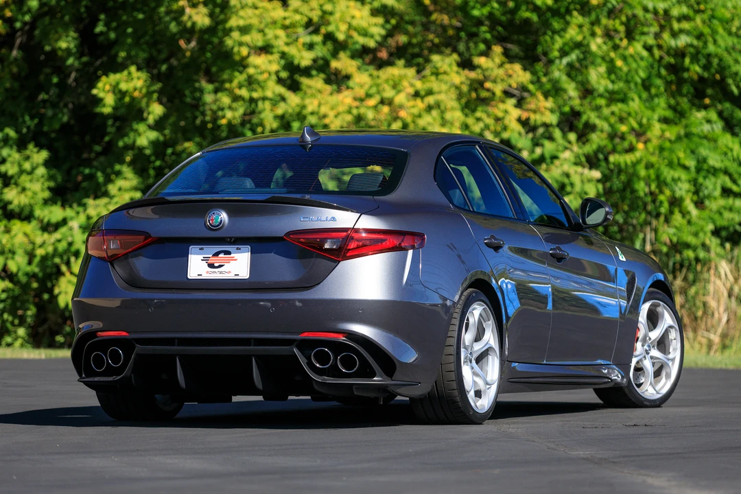 2017 Alfa Romeo Giulia Quadrifoglio - Image 5 of 31
