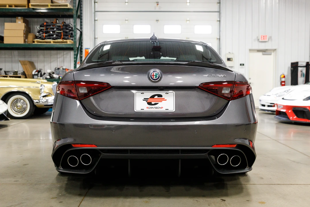 2017 Alfa Romeo Giulia Quadrifoglio - Image 12 of 31