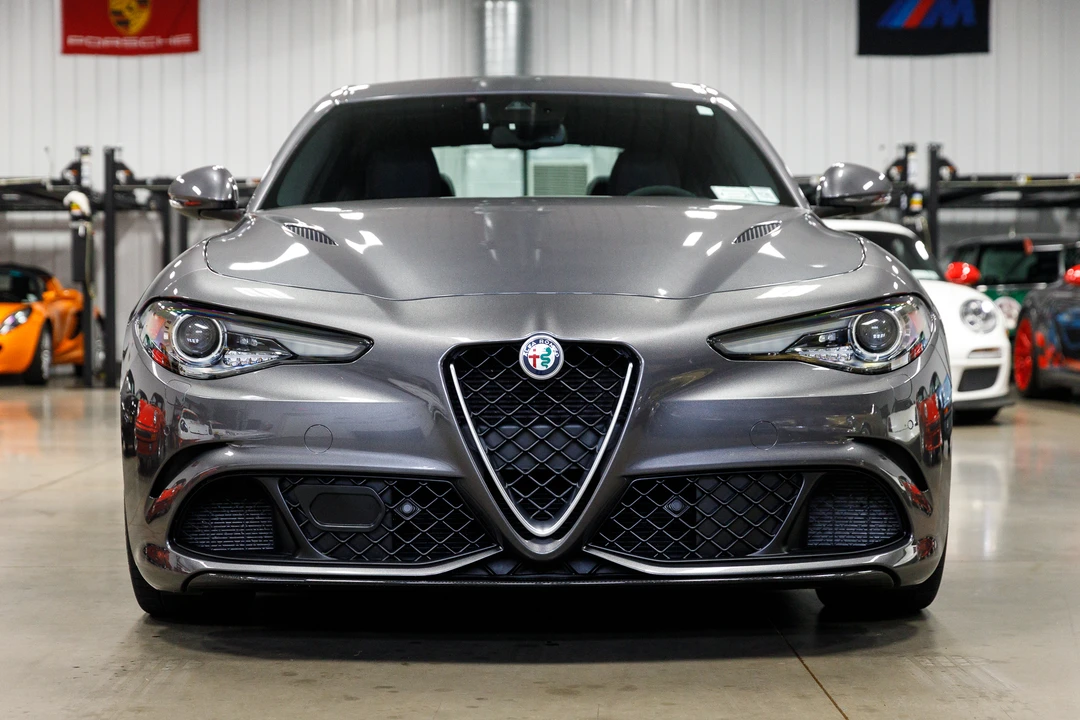 2017 Alfa Romeo Giulia Quadrifoglio - Image 16 of 31