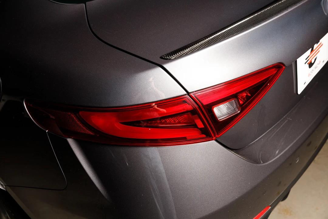 2017 Alfa Romeo Giulia Quadrifoglio - Image 26 of 31