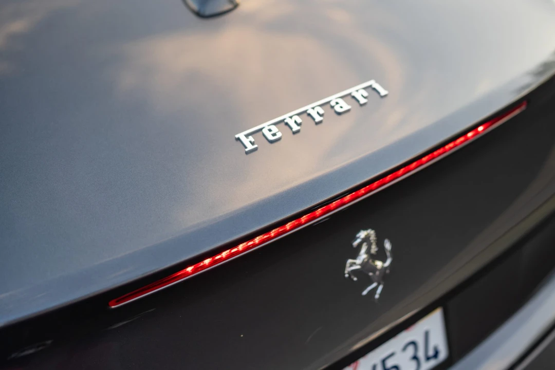 2017 Ferrari California T - Image 26 of 31