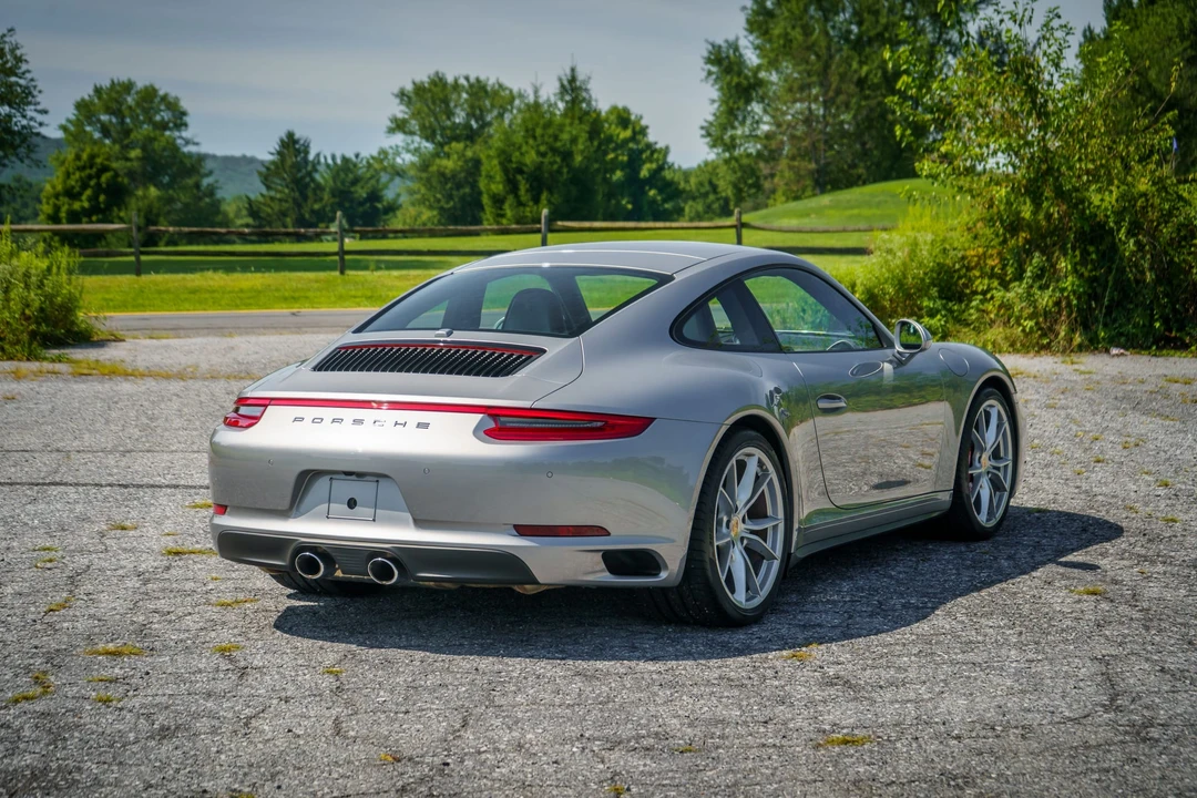 2017 Porsche 991 Carrera 4S - Image 27 of 31