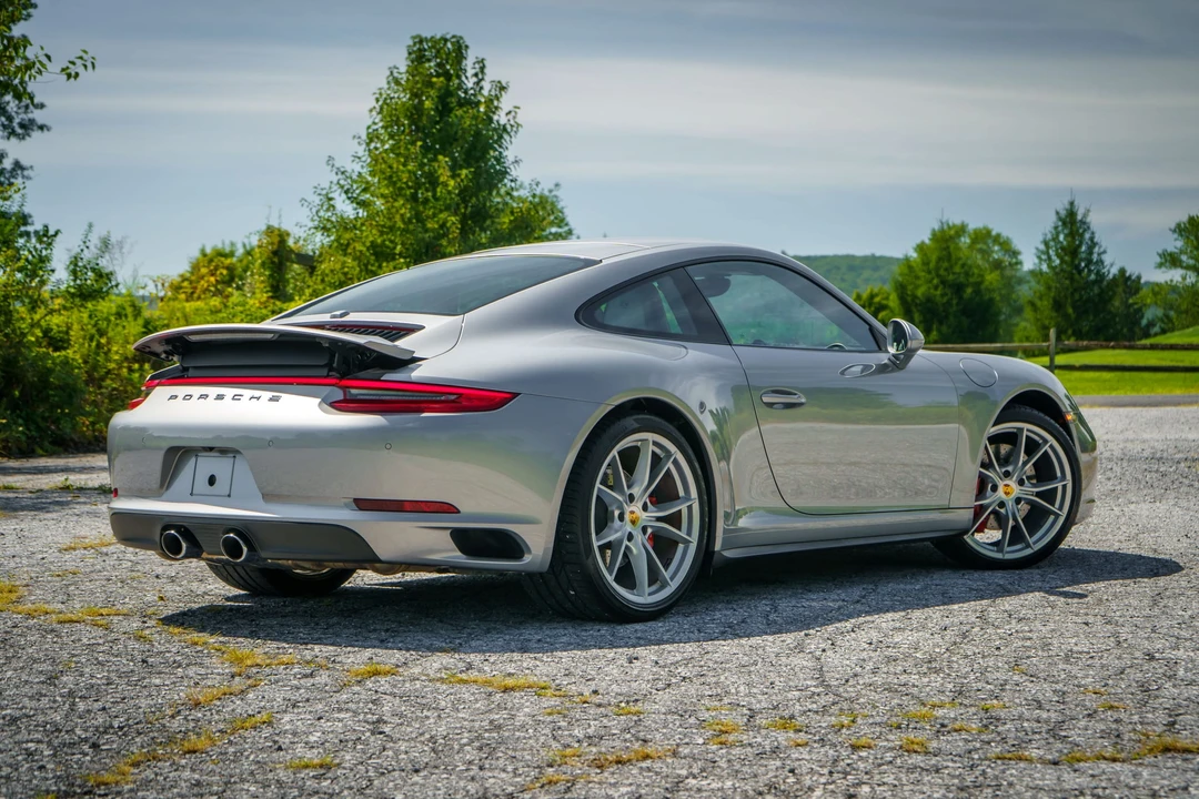 2017 Porsche 991 Carrera 4S - Image 29 of 31