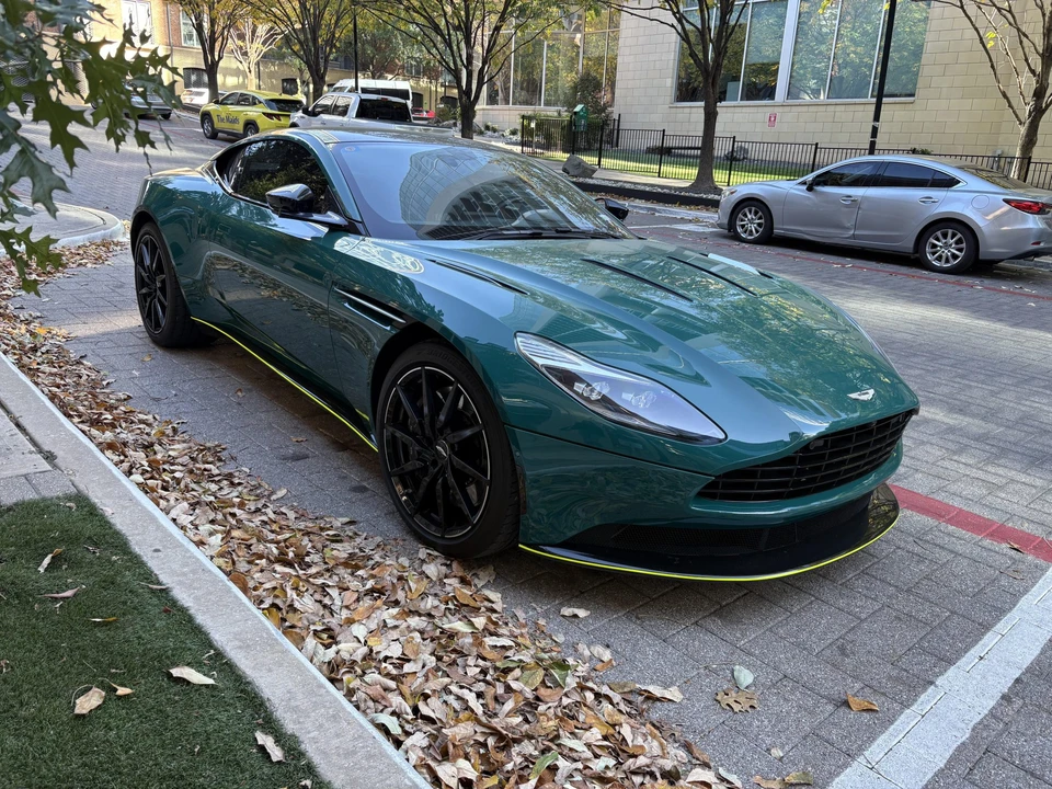 2018 Aston Martin DB11 V12 - Image 11 of 31