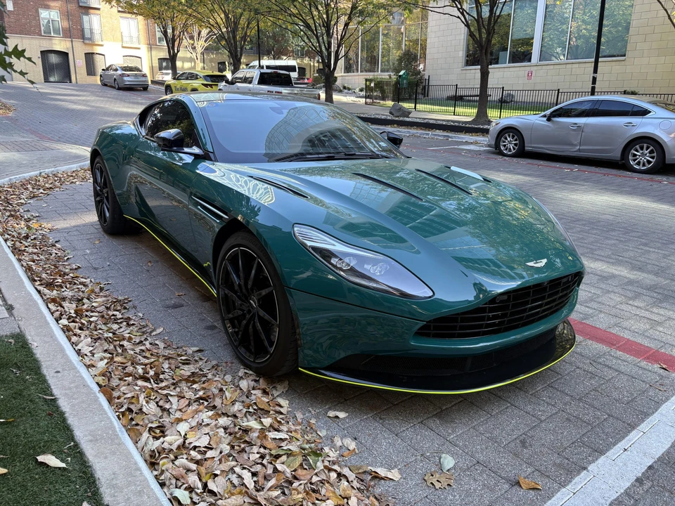 2018 Aston Martin DB11 V12 - Image 10 of 31