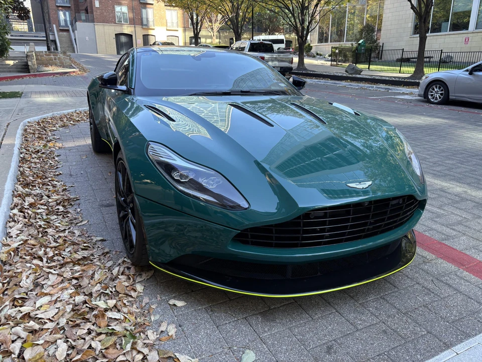 2018 Aston Martin DB11 V12 - Image 8 of 31