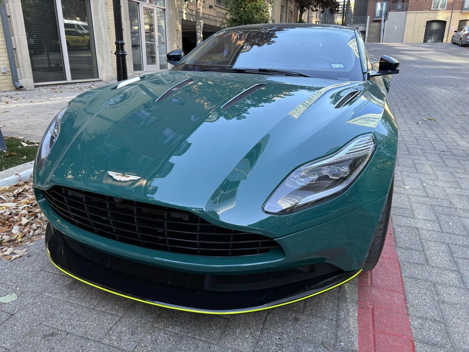 2018 Aston Martin DB11 V12 - Image 5 of 31