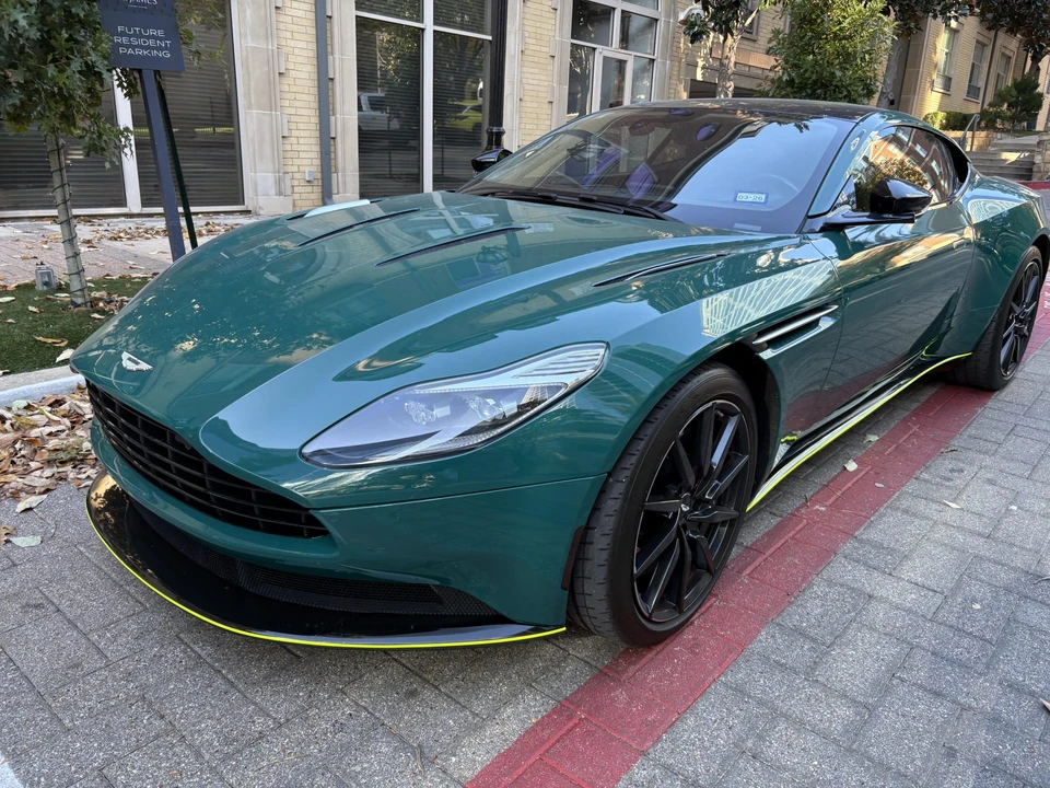 2018 Aston Martin DB11 V12 - Image 2 of 31