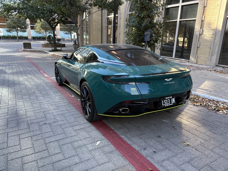 2018 Aston Martin DB11 V12 - Image 29 of 31