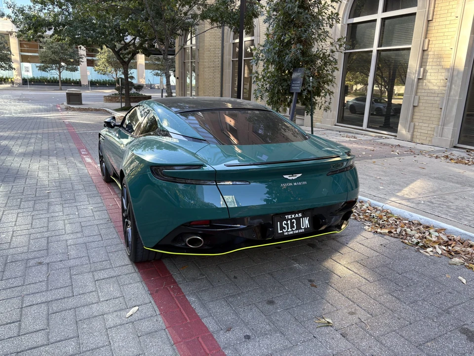 2018 Aston Martin DB11 V12 - Image 28 of 31
