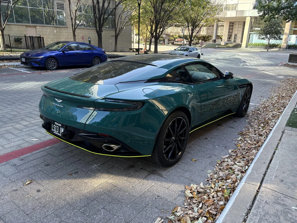 2018 Aston Martin DB11 V12 - Image 20 of 31