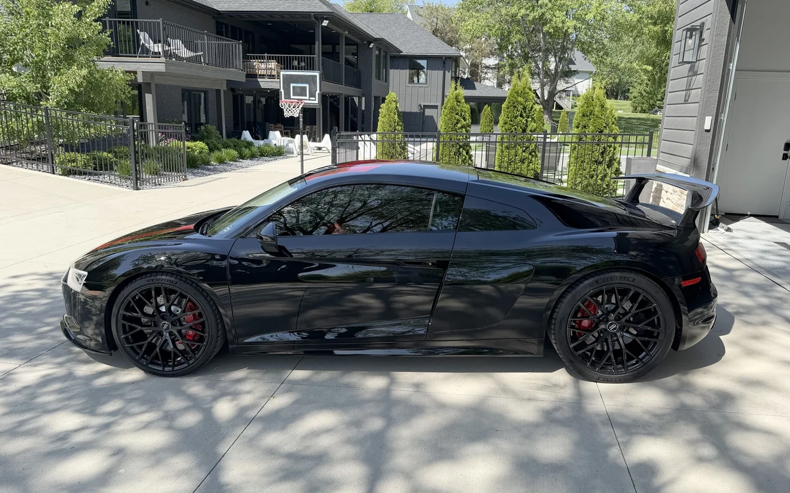 2018 Audi 4S R8 - Image 2 of 31