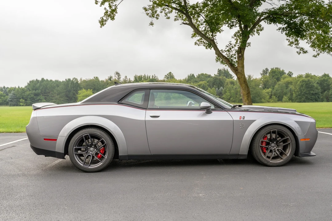 2018 Dodge Challenger SRT Hellcat 3rd Gen - Image 4 of 31