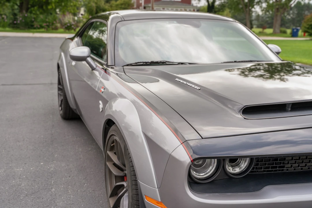 2018 Dodge Challenger SRT Hellcat 3rd Gen - Image 10 of 31