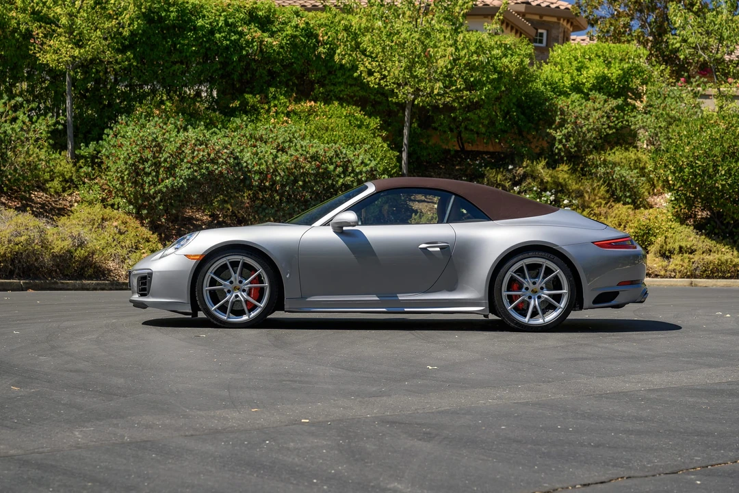2018 Porsche 991 Carrera 4S - Image 12 of 31