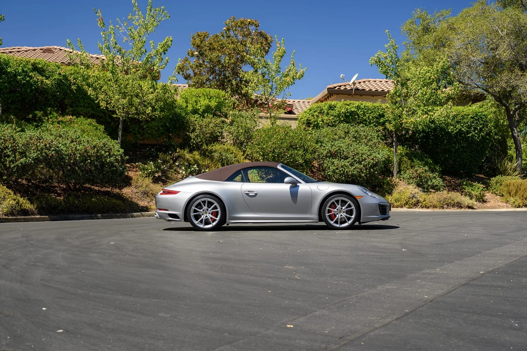 2018 Porsche 991 Carrera 4S - Image 24 of 31