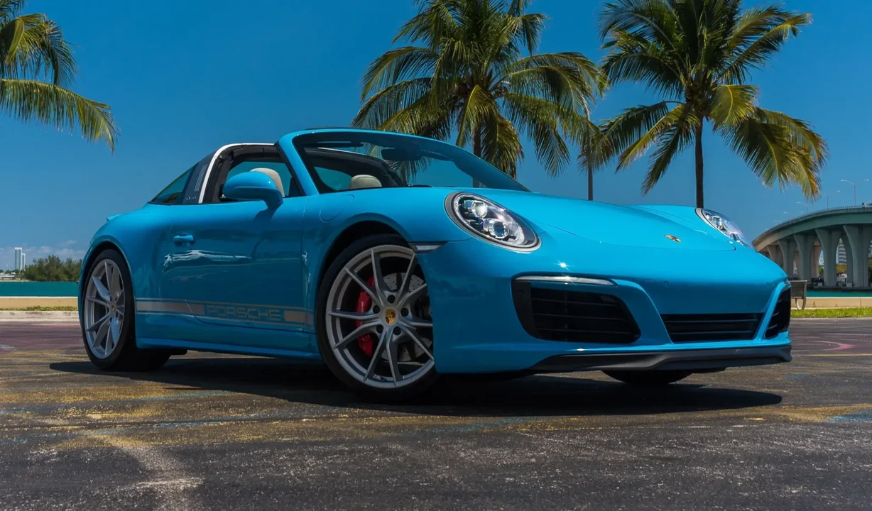 2018 Porsche 991 Targa 4 & 4S - Image 2 of 6