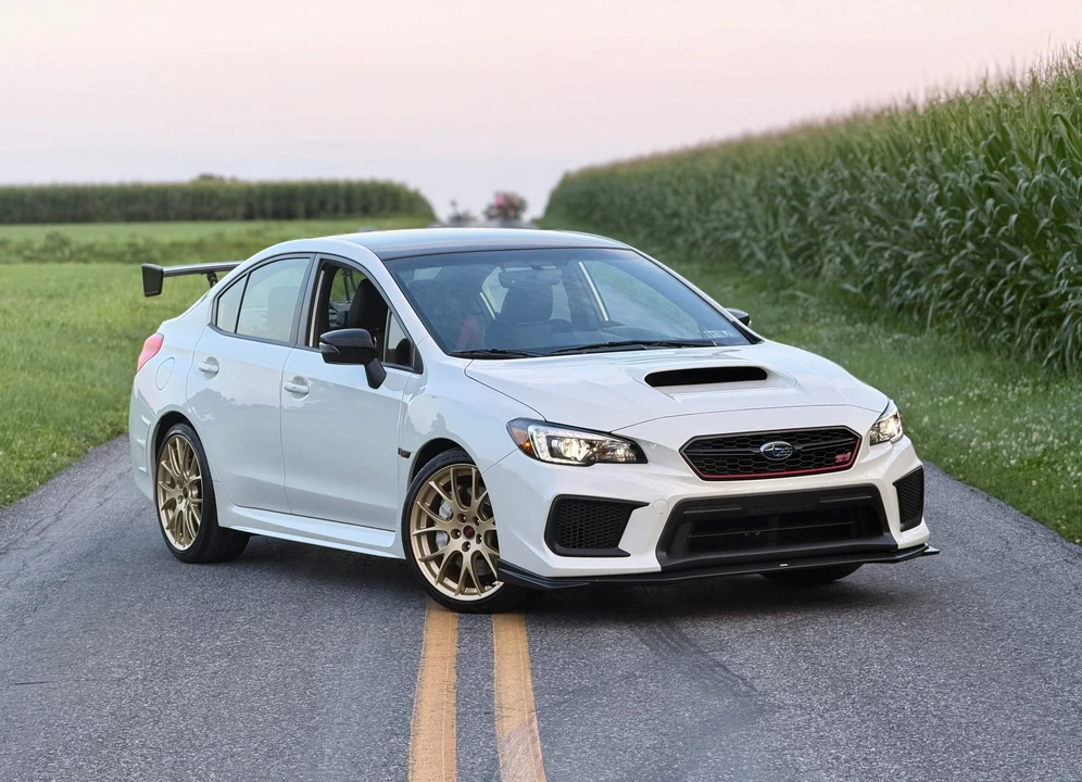 2018 Subaru Impreza WRX STi 4th Gen - Image 2 of 31